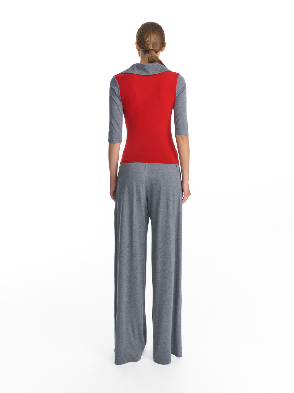 Поло красное с контрастными рукавами