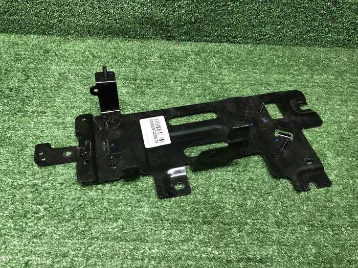 Кронштейн Land-Rover Discovery Sport (2019-н.в.)