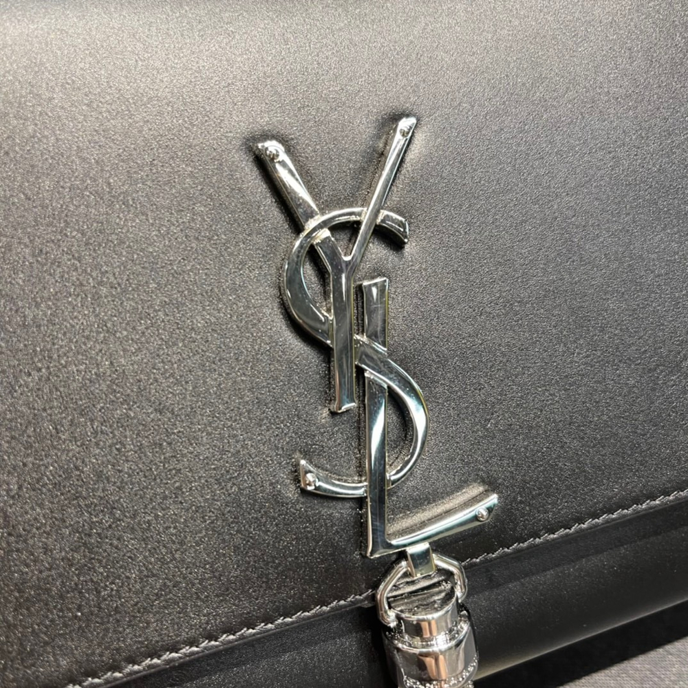 Saint Laurent Kate Medium Bag 24 cm