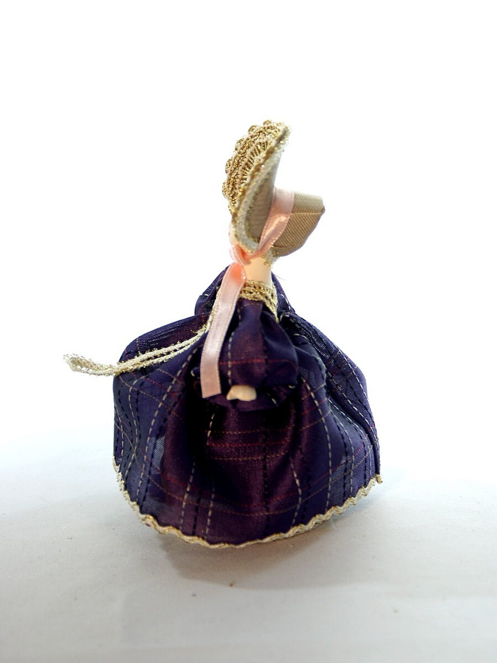 Кукла интерьерная Шкатулка в костюме 19 века