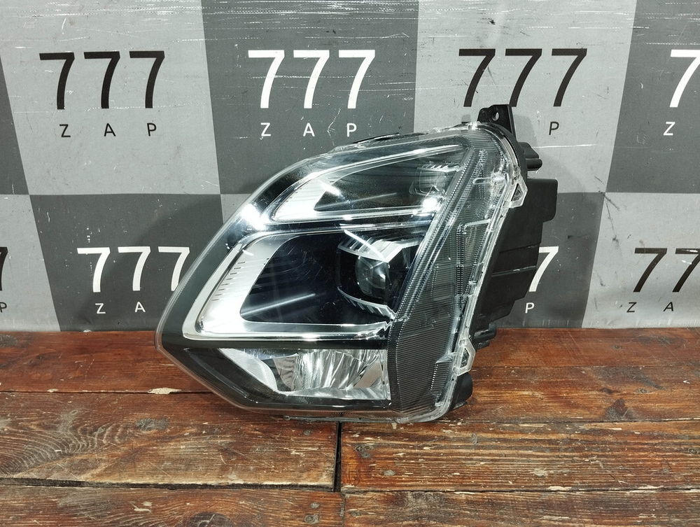 Фара левая LED Omoda C5 22-нв Б/У Оригинал 605000530AA
