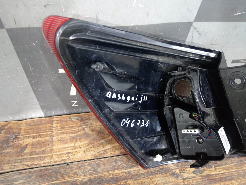 Фонарь задний правый Nissan Qashqai 1 (J10) 10-13 Б/У Оригинал 26554BR00A