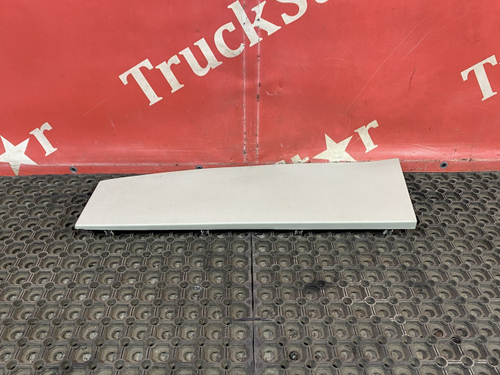 Накладка торпедо правая