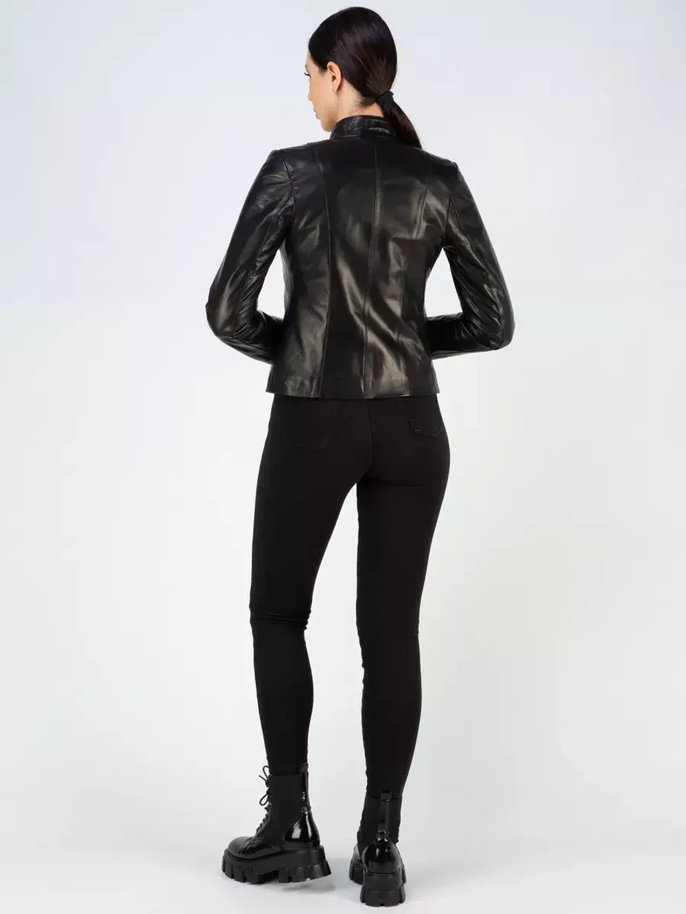 Кожаная куртка демисезонная