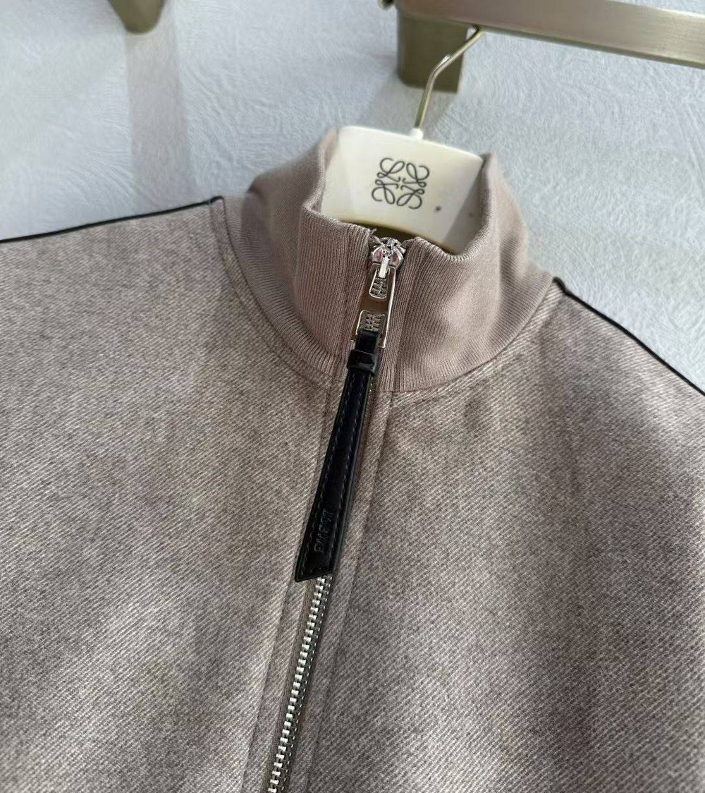 Кофта Loewe
