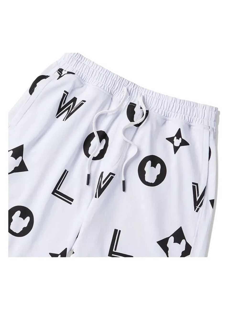 Шорты с большой монограммой ladok