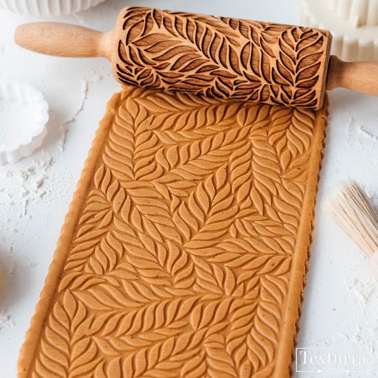 Малая скалка с узором Листья ивы