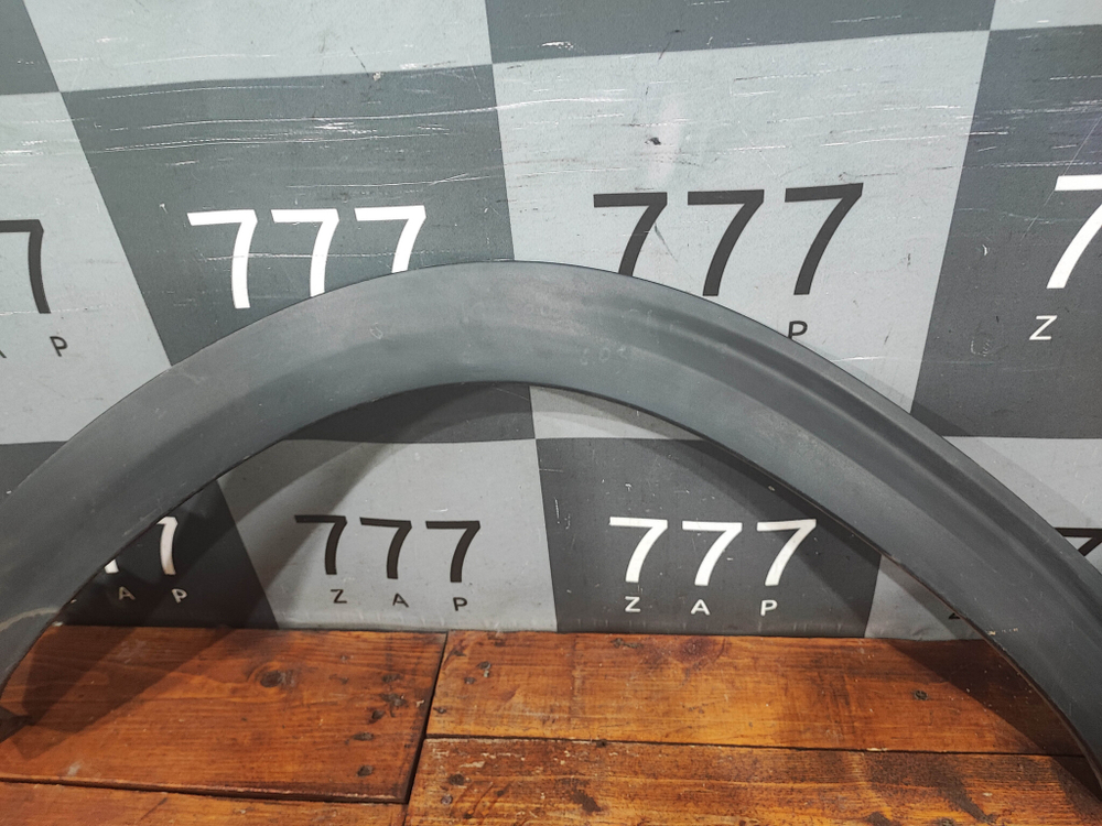 Накладка крыла переднего правого Kia Seltos 19- Б/У Оригинал 87714Q5000