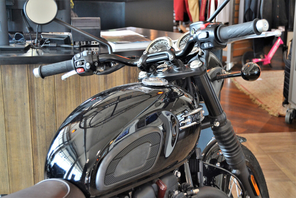 Triumph Bonneville T120 Black (2023)