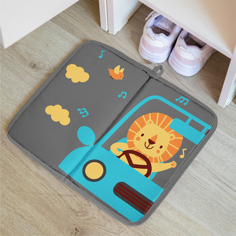 Набор для детского сада: кармашек, коврик, мешок. Львенок в машинке