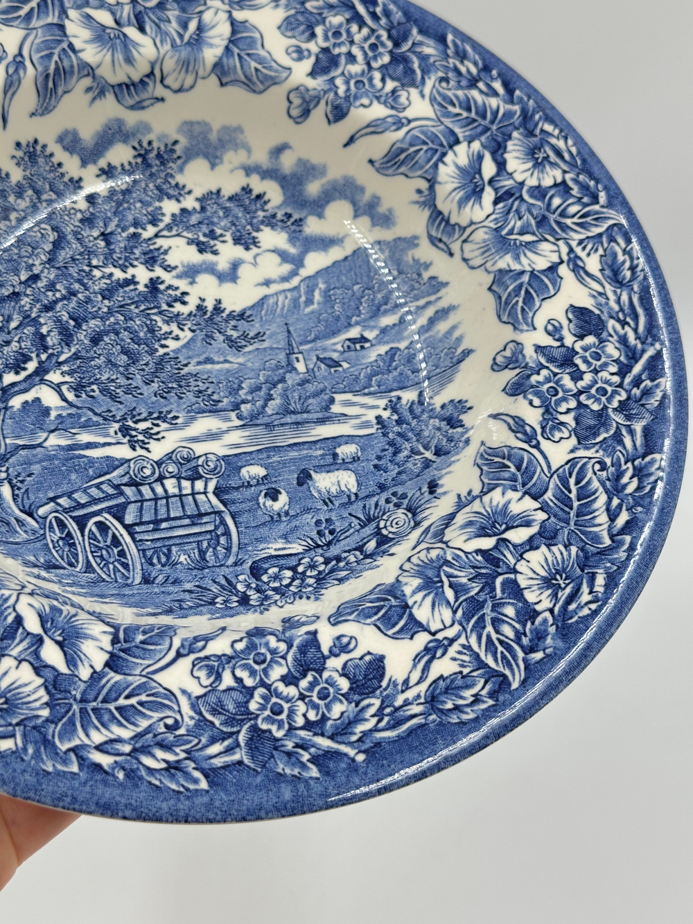 Тарелка глубокая English Ironstone