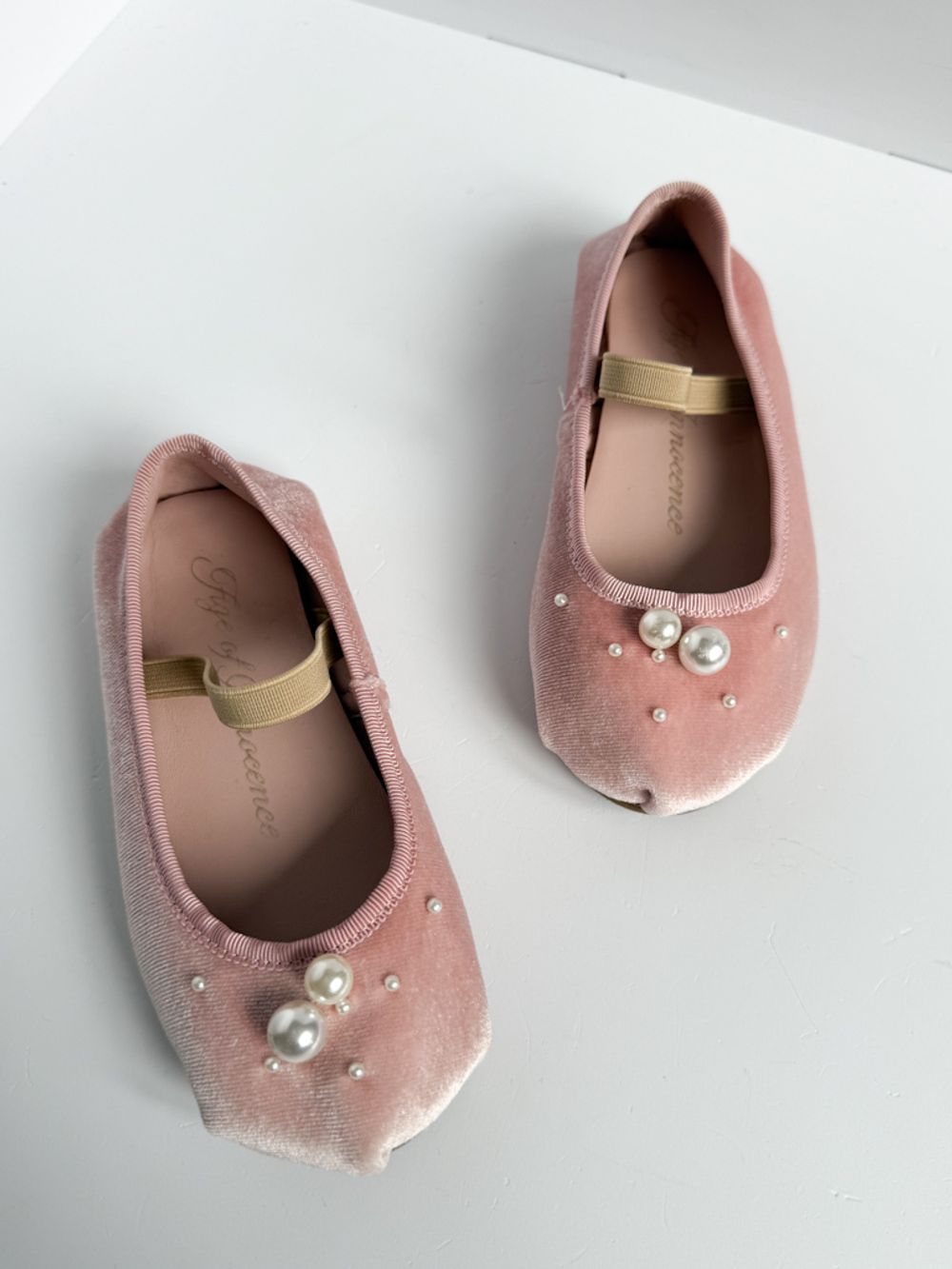 Новые бархатные балетки Age of Innocence, 26