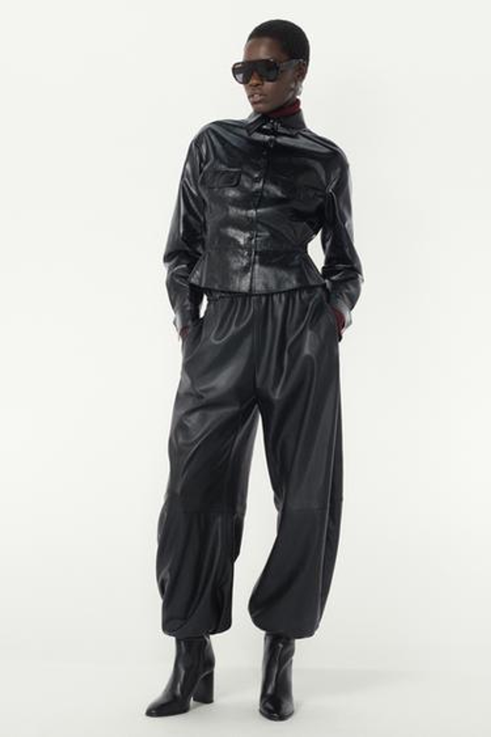 ZARA КУРТКА-ПЕПЛУМ ИЗ ИСКУССТВЕННОЙ КОЖИ — THE ITEM ZARA WOMAN, ЧЕРНЫЙ