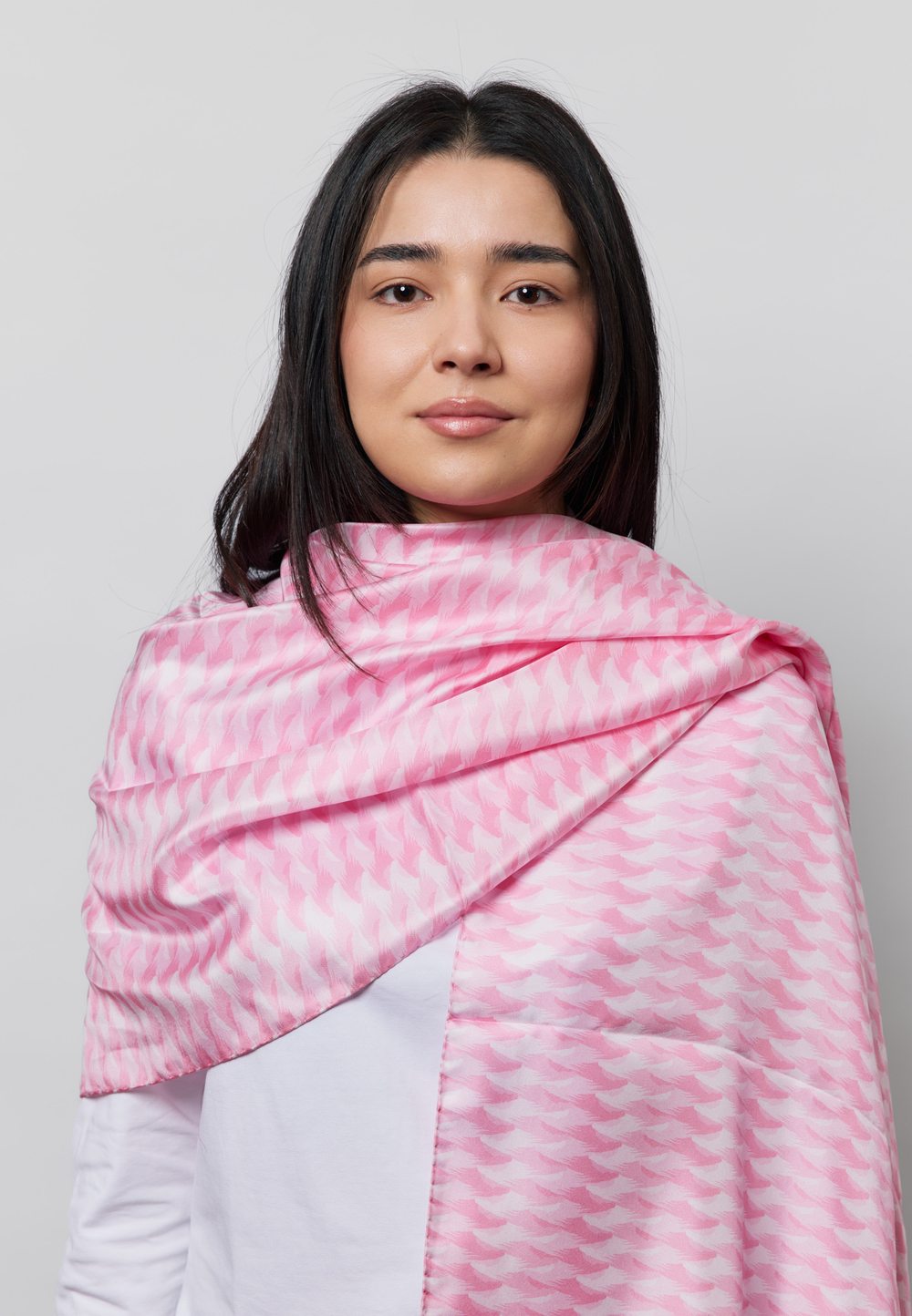 Шелковый палантин ARGYMAQ PINK 68*180