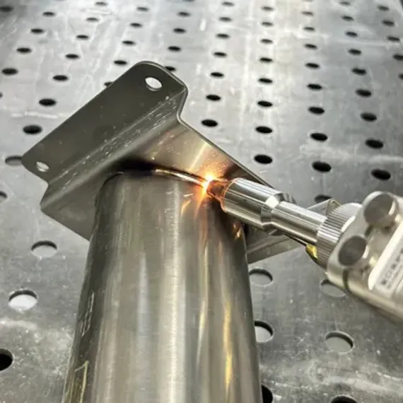 Аппарат ручной лазерной сварки HGTECH SMART HW-2000