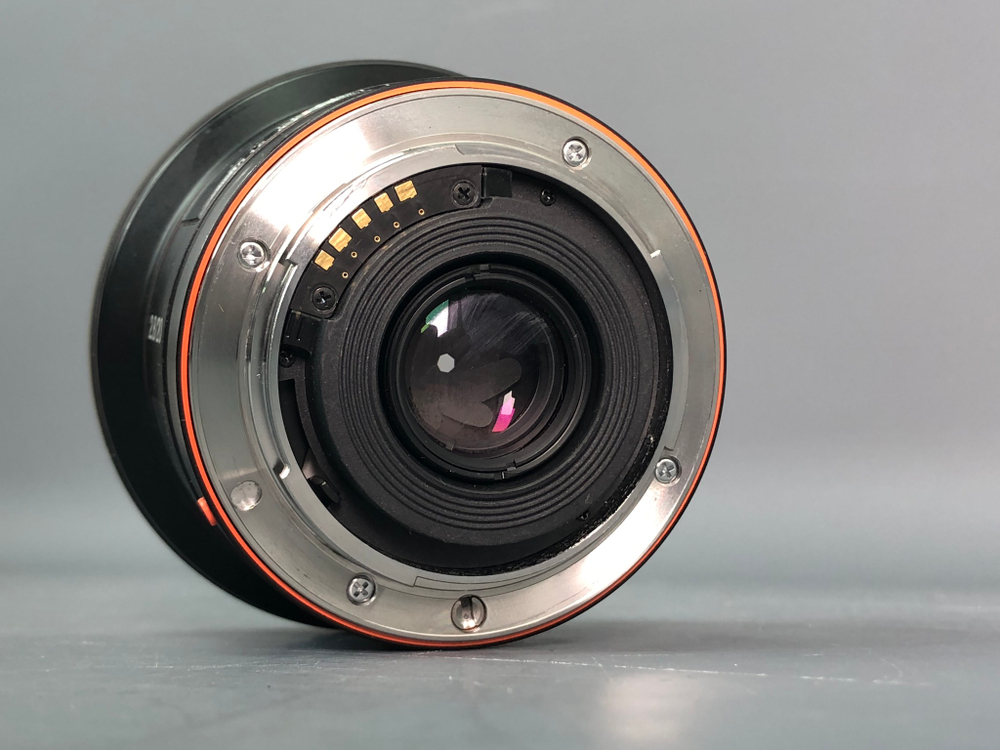 Sony 20mm f/2.8