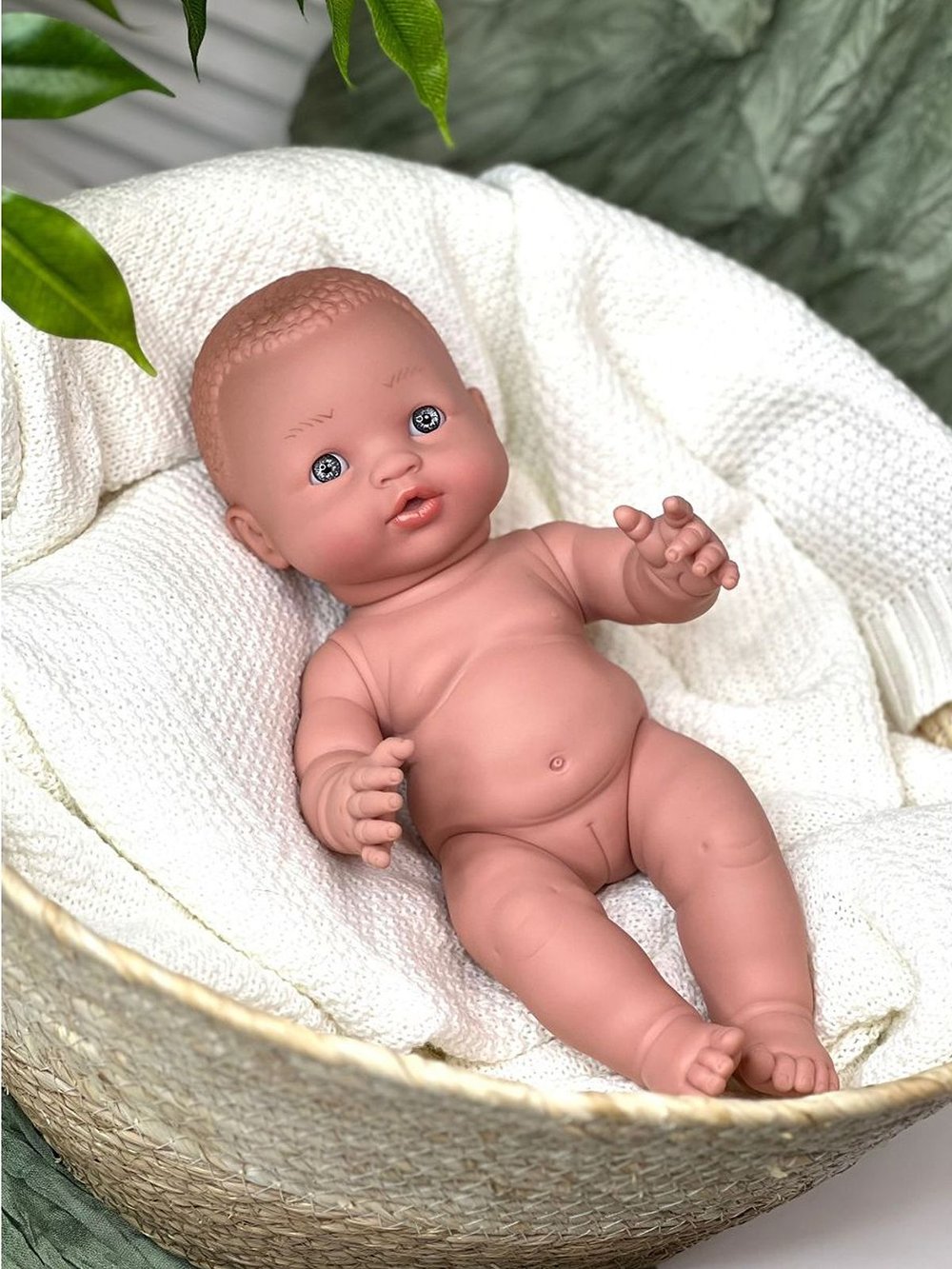 Кукла Manolo Dolls виниловый Mia 33см.(11016)