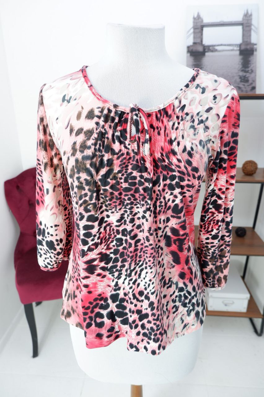 Джемпер с принтом 44 размер