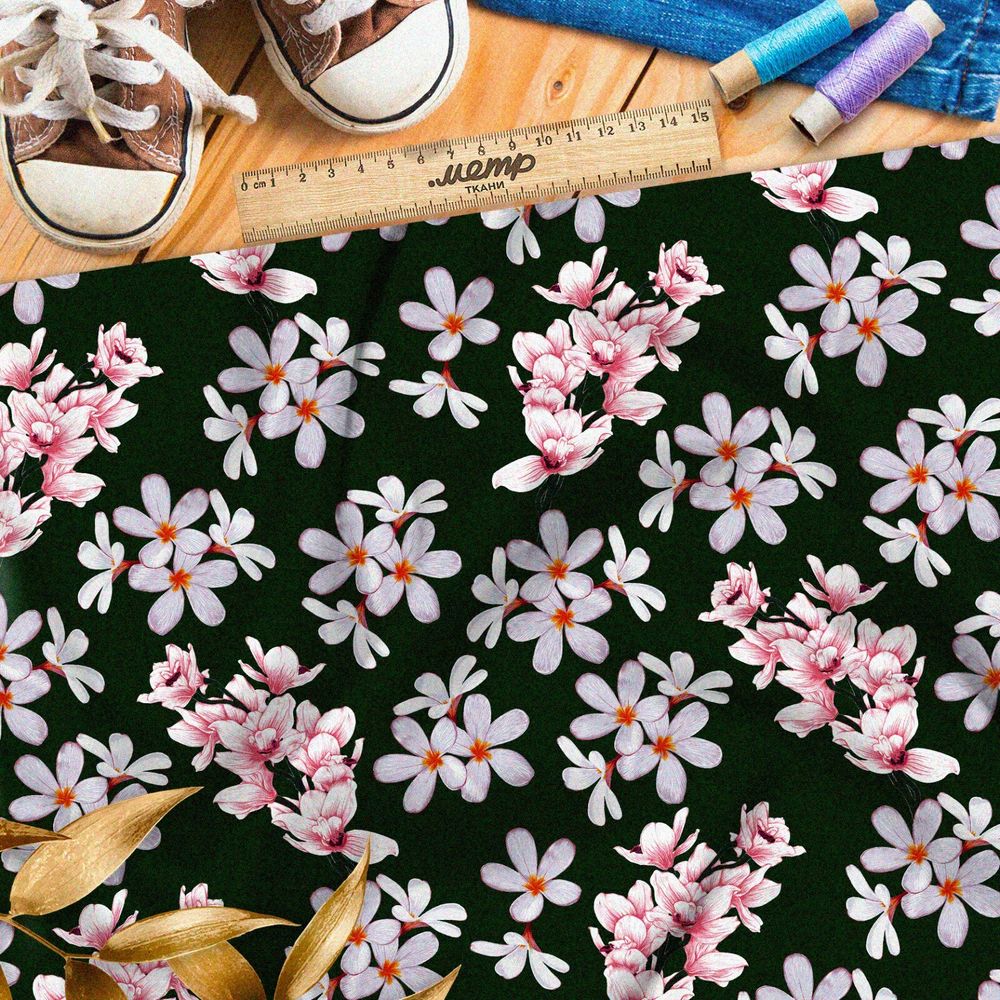 Ткань барби опадающая сакура на тёмно-зелёном фоне