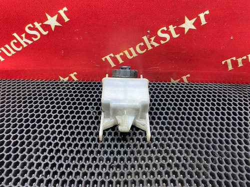 Бачок тормозной жидкости