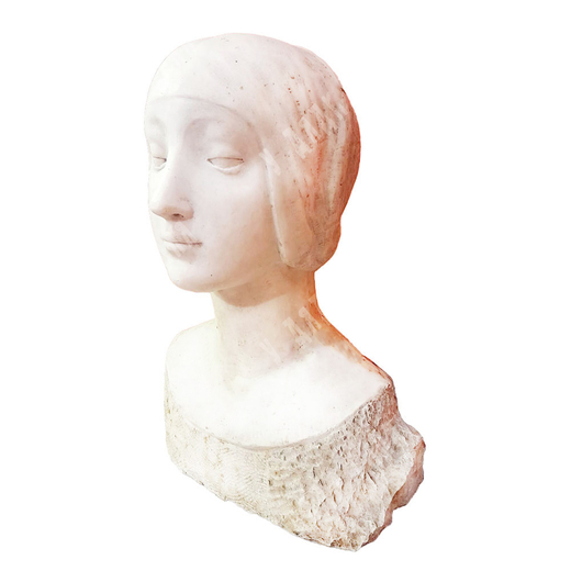 Динес Ю. С. Алиенора Аквитанская. Итальянский мрамор, резец. 1949 г.