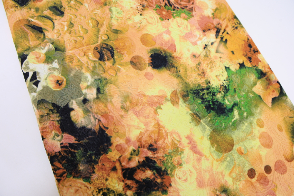 Жаккард желтый с цветами