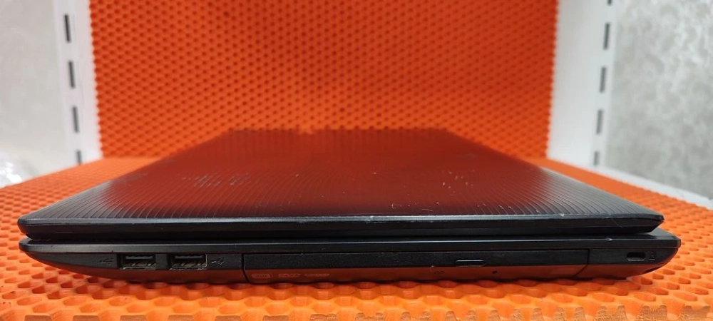 Ноутбук Packard Bell