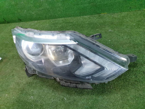 Битая Фара правая Nissan Qashqai J11 (2013-2019) галоген
