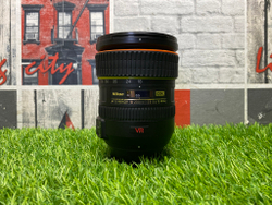 Nikon 18-200mm 3.5-5.6G ED AF-S VR DX
