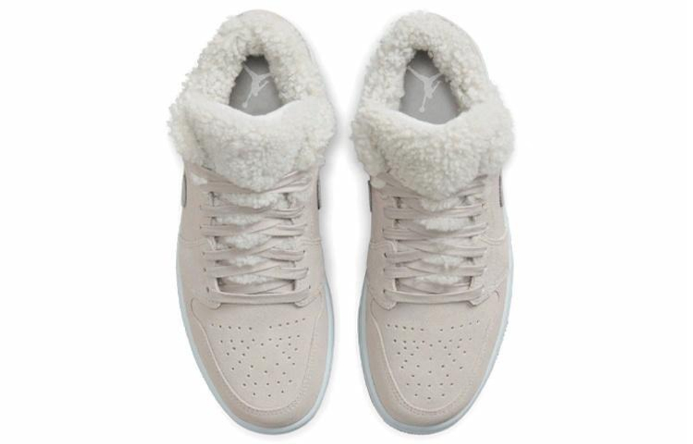 Кроссовки Jordan Air Jordan 1 Low "Sherpa Fleece" (Женская размерная сетка)