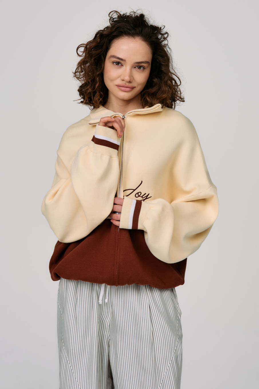 Джемпер на молнии "Cream Line"