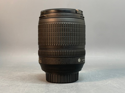 Nikon 18-105mm 3.5-5.6G AF-S ED DX VR Nikkor