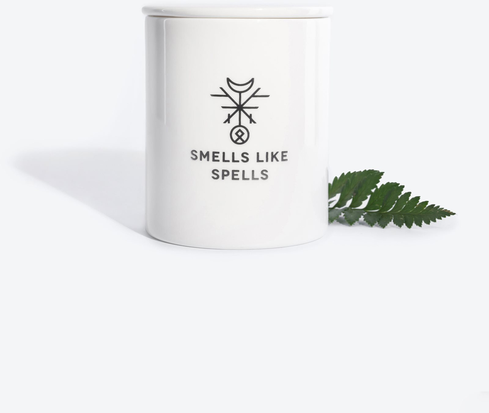 Smells Like Spells Major Arcana The Wheel of Fortune - ароматическая свеча /   250  g  / GTIN 4779040750966