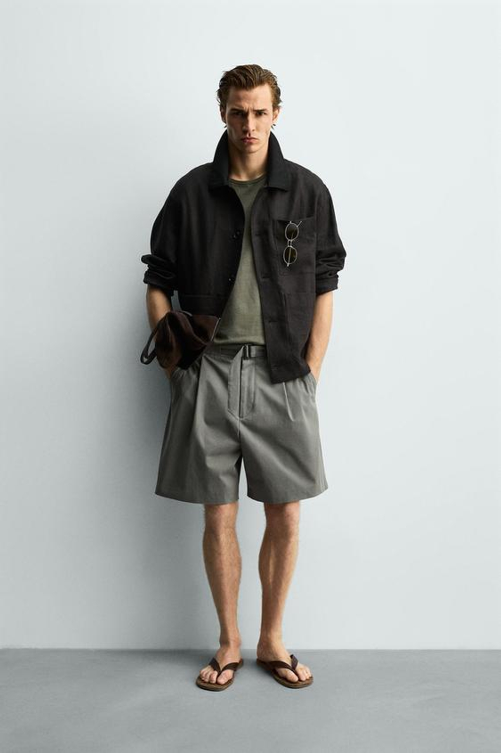 ZARA ШОРТЫ RELAXED FIT С СКЛАДКАМИ И РЕМНЕМ, ХАКИ