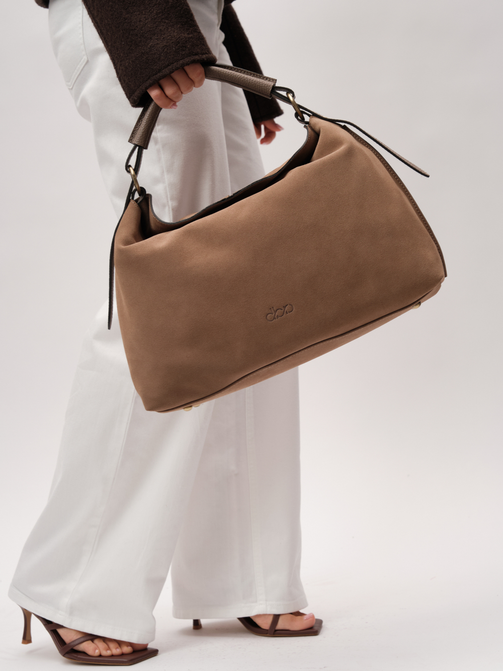 Замшевая сумка Andrea DBR 31374 серо-коричневый