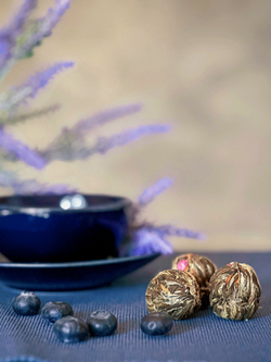 Черничный шар