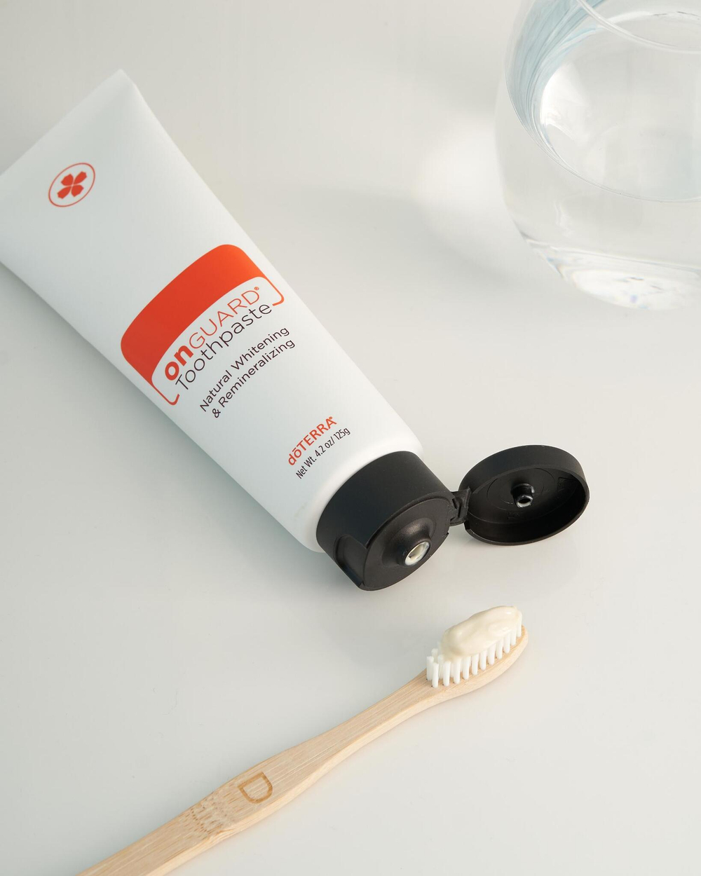 doTERRA «On Guard» Natural Toothpaste, отбеливающая зубная паста, 125 гр
