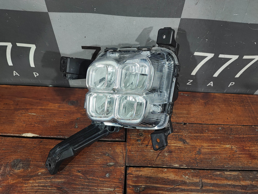 ПТФ передняя левая Kia Sorento 3 Prime (UM) 17-20 Б/У Оригинал 92201C5600