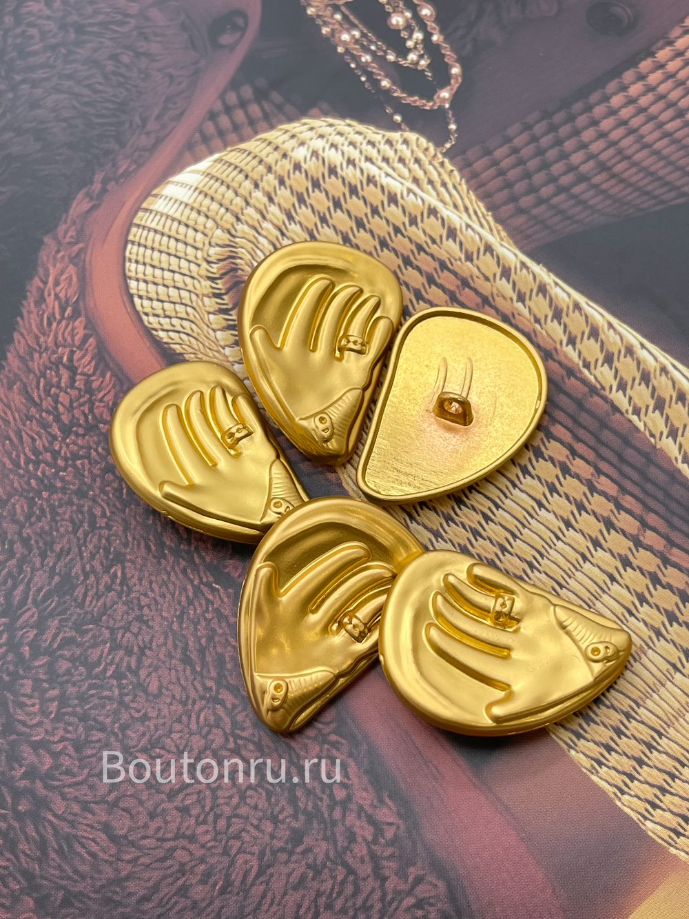 Пуговицы Скиапар. золотистые "Ладонь"