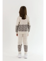 Свитер вязаный с горлом