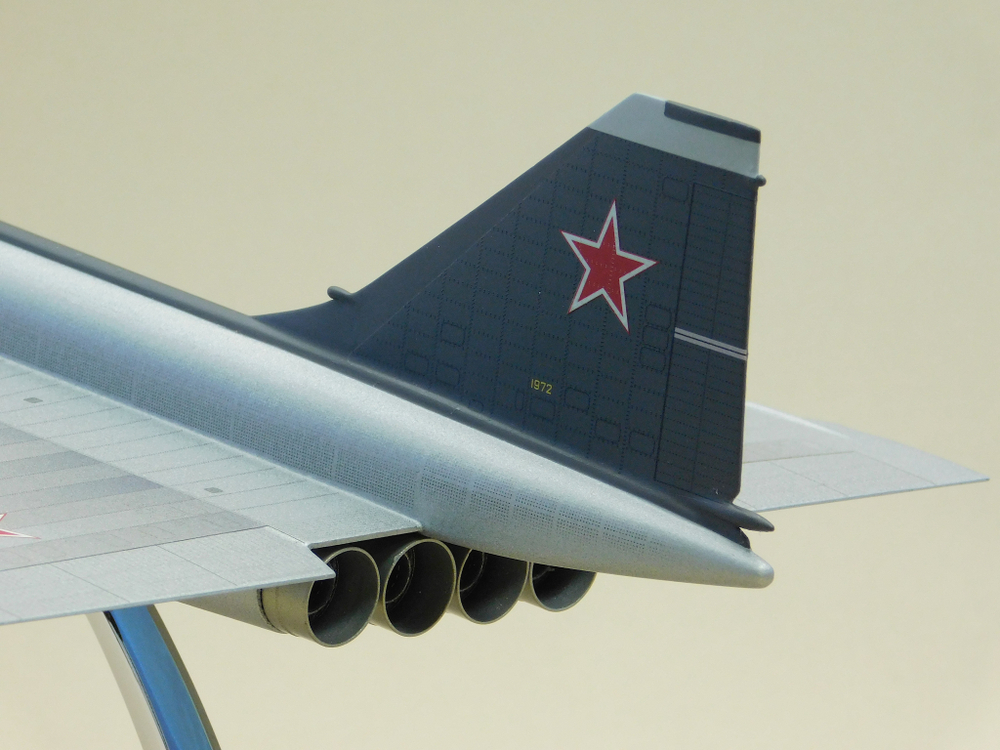 Модель самолета Т-4 "СОТКА" (М1:100, с шасси)