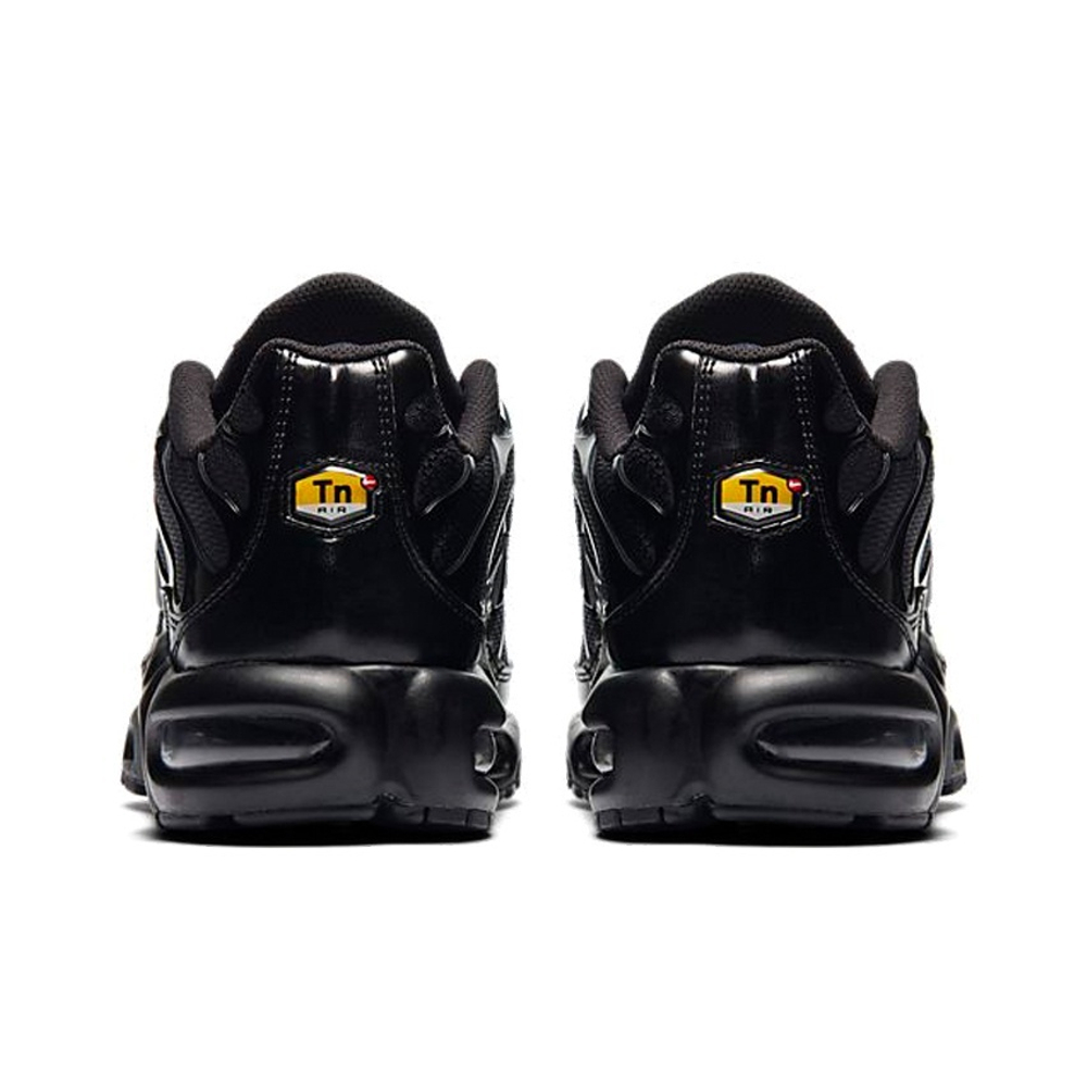 Nike Air Max Plus Triple Black
