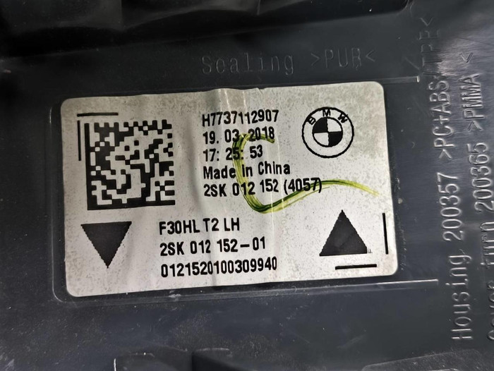 Фонарь левый внутренний BMW 3er F30 (2015-2020)