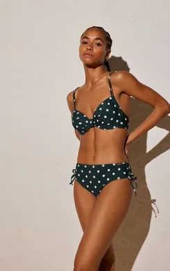 82293 Трусы купальные