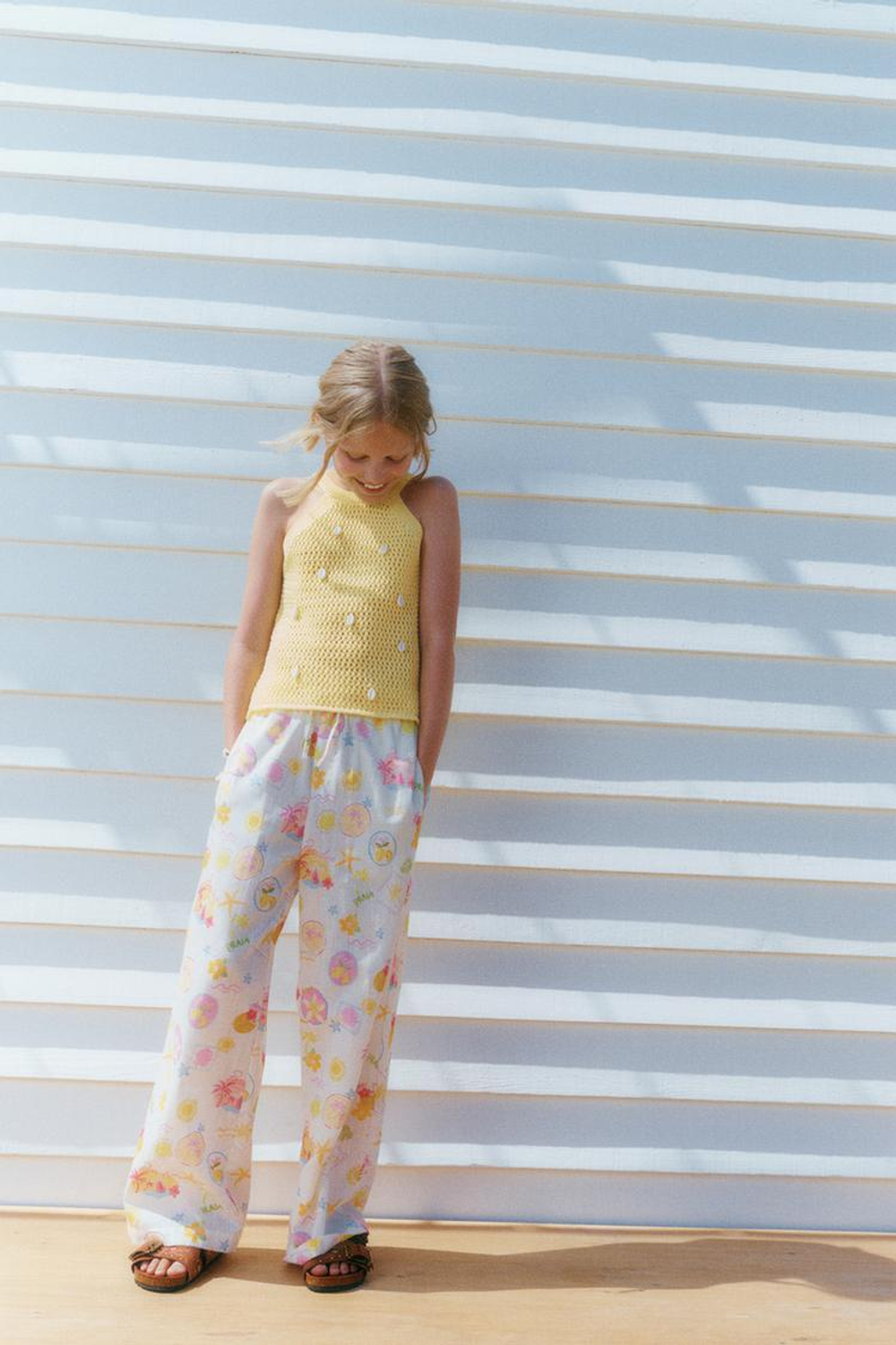 ZARA БРЮКИ ПРЯМОГО КРОЯ С ПРИНТОМ, ЭКРЮ