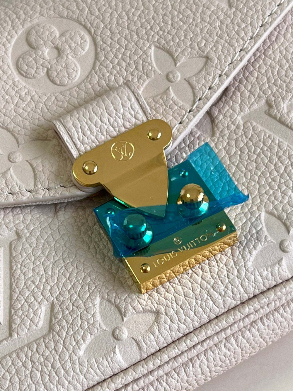 Louis Vuitton Micro Metis