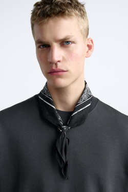 ZARA БАНДАНА С ПРИНТОМ ПЕЙСЛИ, ЧЕРНЫЙ