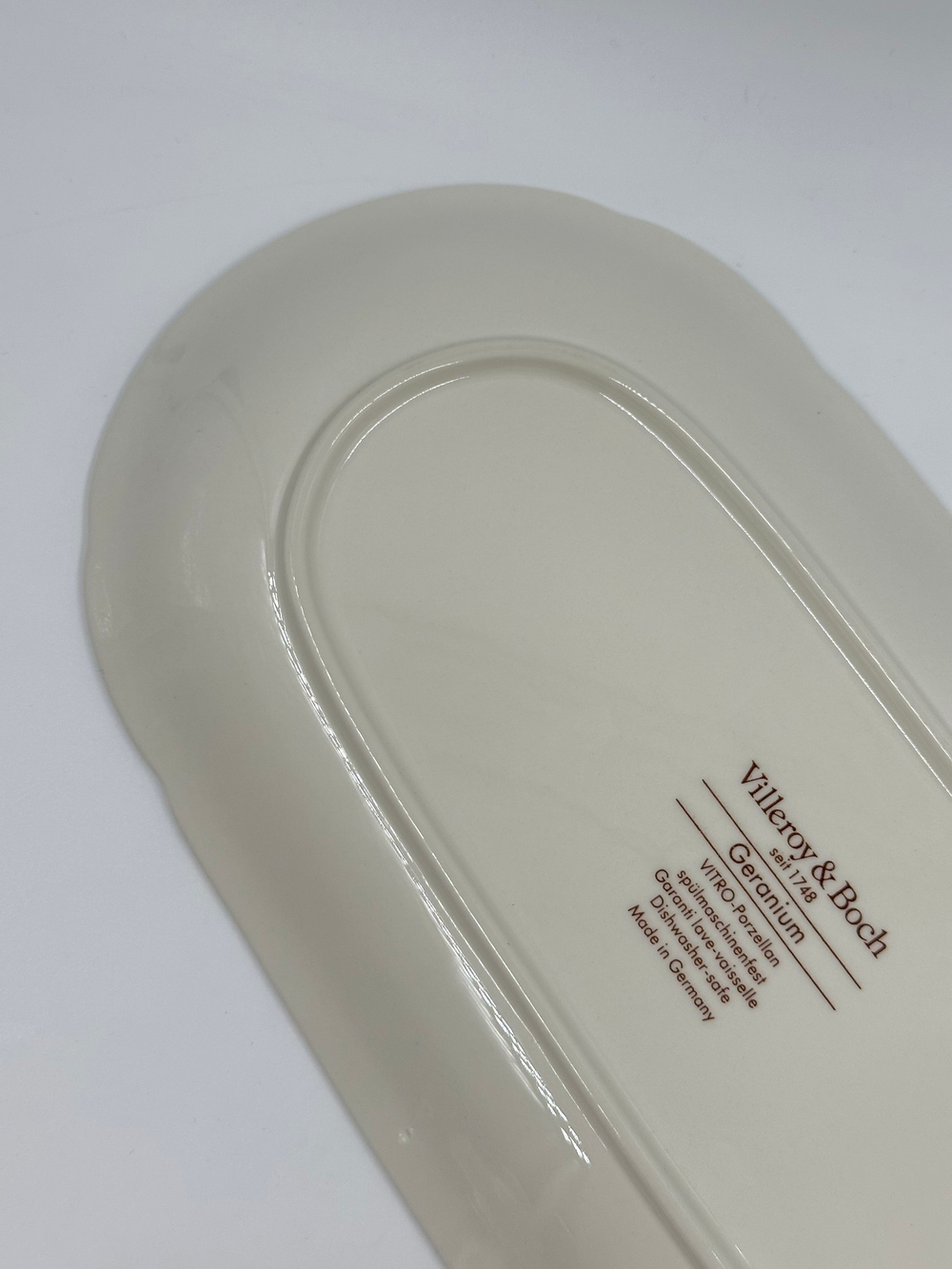 Блюдо овальное большое Villeroy & Boch, Geranium