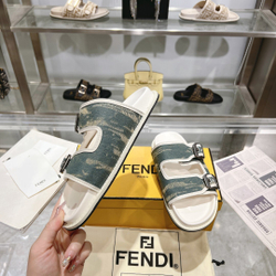 Fendi Feel Slides