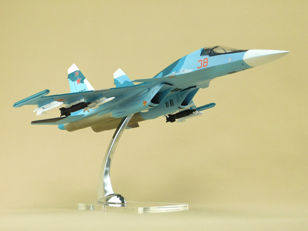 Модель самолета Су-34 (М1:48 ВКС РОССИИ RF-95478_38 Хибины)